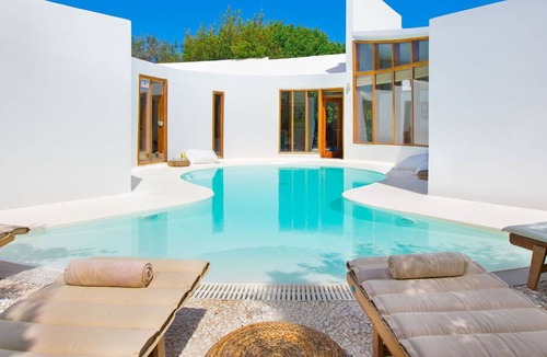 Ialyssos Villa | Wonderful private villa with A/C, WIFI, private pool, TV, patio, pets allowed and parking