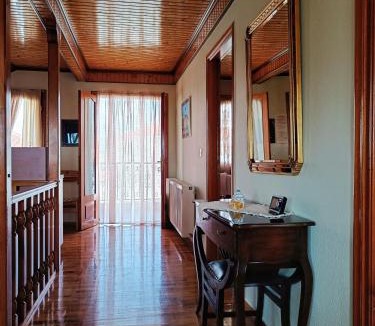 Grevena Apartment | Wooden Sofita House with Unlimited View