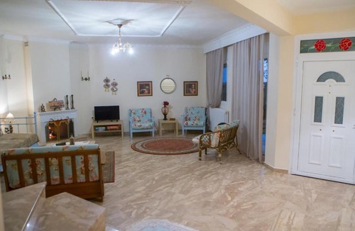 Almopia Apartment | Woods cottage-Πολυτελής Μεζονέτα Λουτρά Πόζαρ