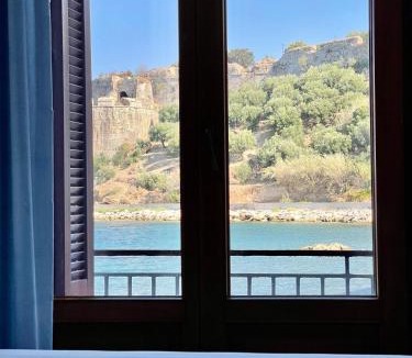 Koroni Hotel | Xenios Zeus Rooms