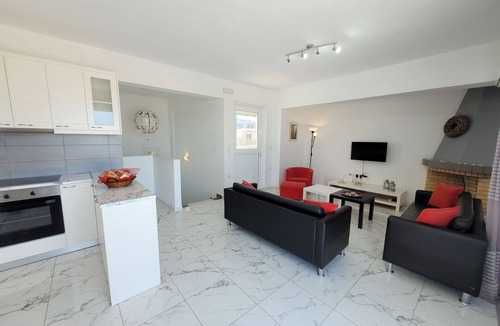 Zipari Villa | XENOS VILLA 3 - LUXURY VILLA WITH PRIVATE POOL NEAR THE SEA.