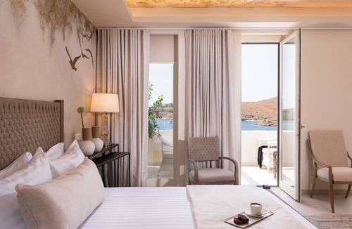 Vourkari Hotel | Ydor Hotel & Spa