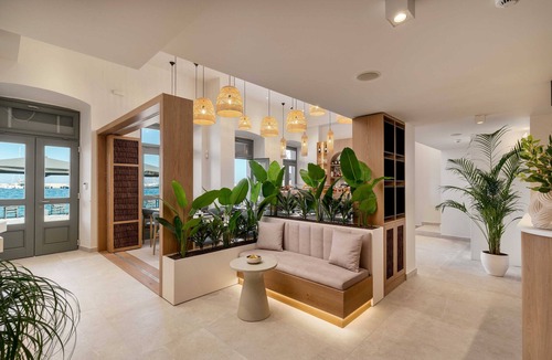 Gythio Hotel | YeeOn Boutique City Hotel Gythio