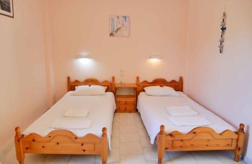 Termenades House | Yiannis Apartments Agios Georgios Pagoi Corfu