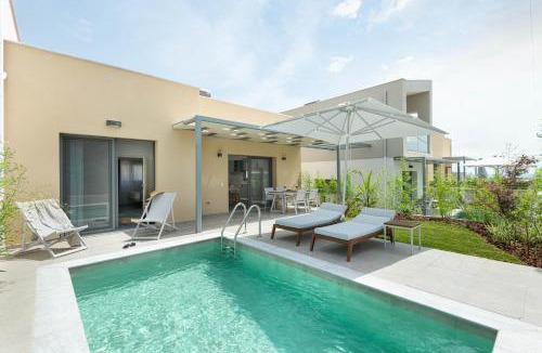 Nea Iraklitsa Hotel | Yuka Villas Collection