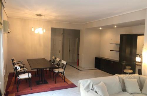 Kifisia Apartment | Zack's Grande