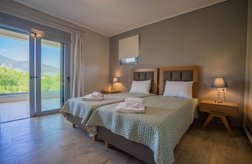 Alikanas House | Zante Suites