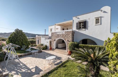 Plaka Apartment | Zefyros Studios