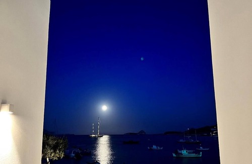 Apollonia Villa | ZELOS Guesthouse Milos