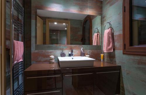Skroponeria Villa | Zen Escape