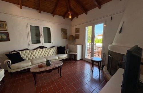 Makri Apartment | Zen Villa by GG