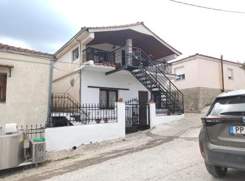 Μυρτώ in Kalabaka