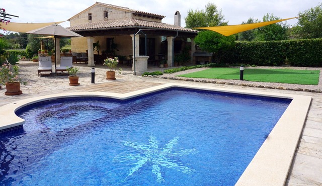 1 bedroom villa with private pool and barbecue in Moscari