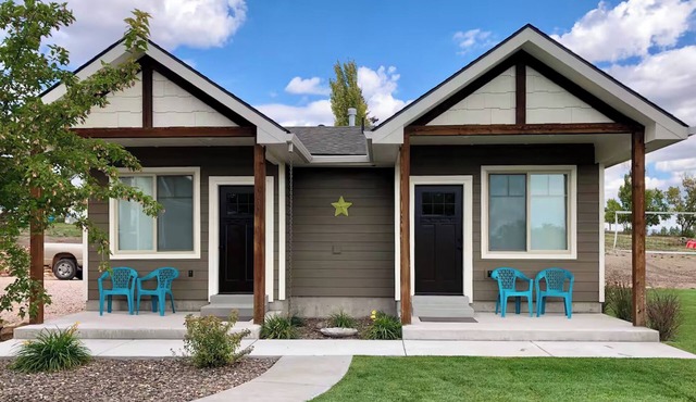 2 BR Tiny Homes - Unique Outdoor Space in Bloomington