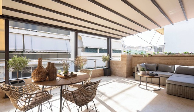 3BR Private House w/3 Bathrooms & Amazing Balcony