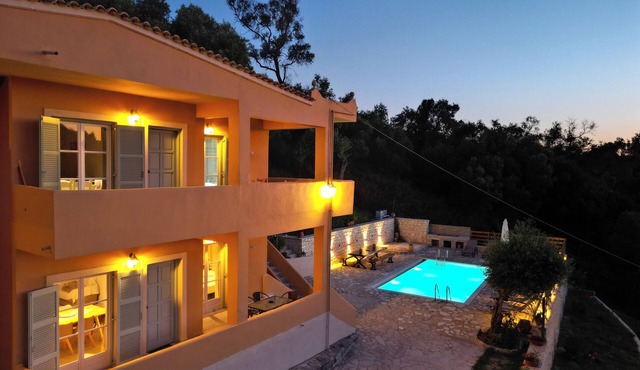 6-bedroom NE Corfu villa for families & groups private pool, near beaches