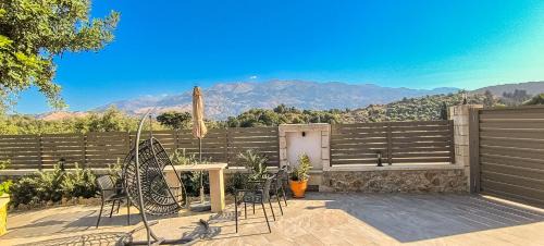Achlades The Mountain Paradise Villas - Suite with pool and balcony with amazing view!