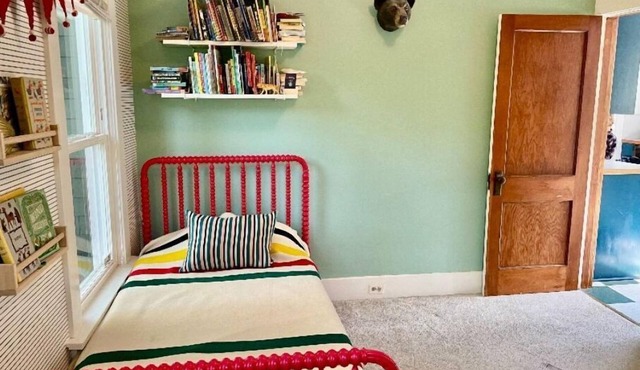 Adorable Ravenna home close to UW, in Seattle