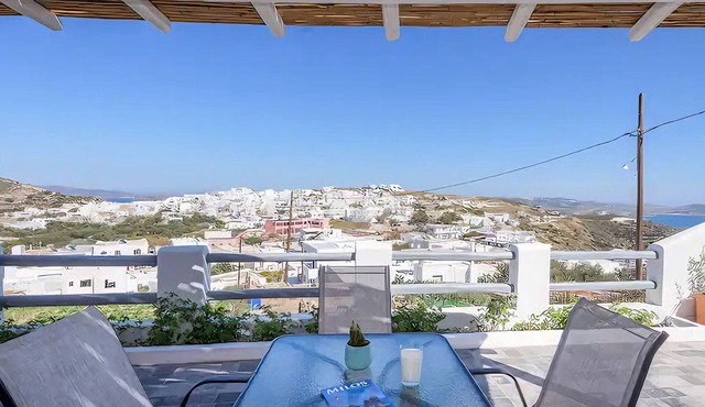 Alessandras Cycladic House