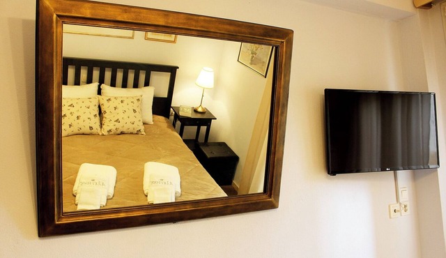 Alkinoos Apt -Inspiring Living in Meteora -3BD in Kalampaka