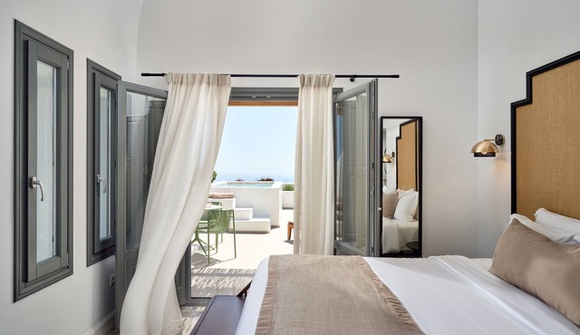Alleys All-Suite Hotel & Spa
