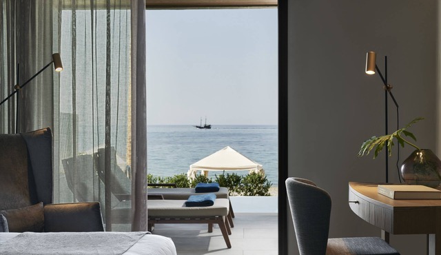 AMIRA LUXURY RESORT & SPA