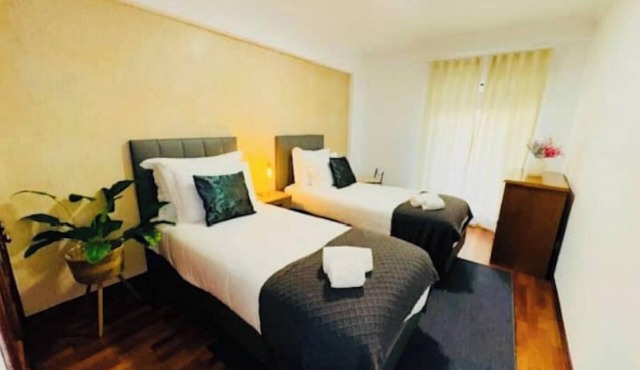 Apartment in central Lisbon with private parking in Lisboa