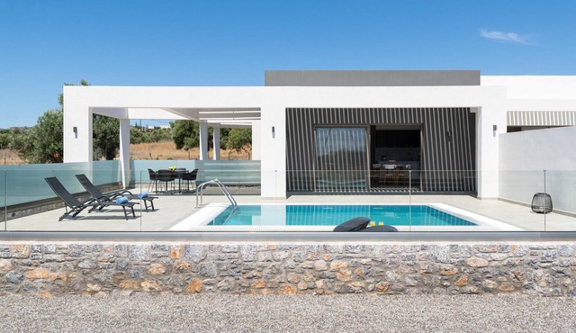 Armonia Suites Gennadi - Thomas