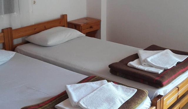 Artemis Rooms