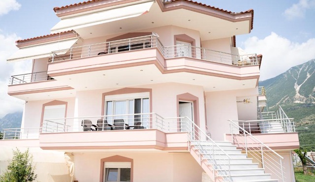Artemis Villas