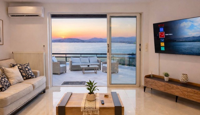 Athens Penthouse View ACROPOLIS/Sea Huge Terrace Entire Floor yours