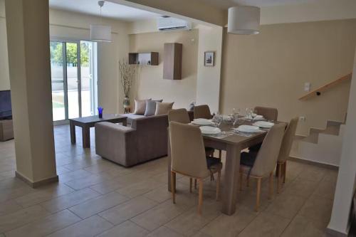 Babis House