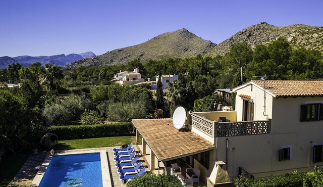 BARRACA. Haven of peace 10 just min. walk to the centre in Puerto Pollensa