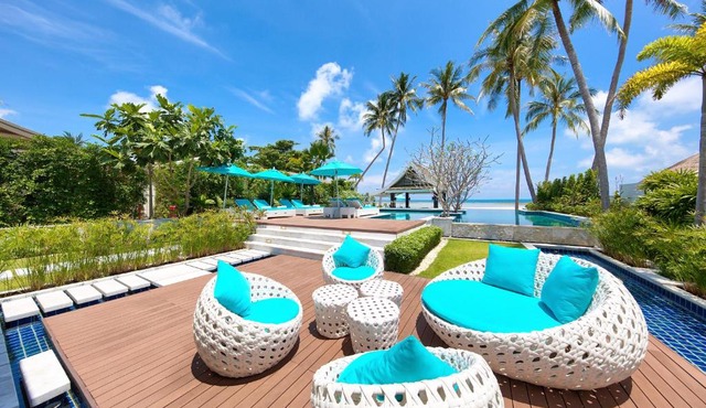 Beachfront Villa Baan Paradise in Laem Set Beach