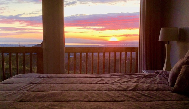 Best Views in Anchorage! Totally Private, Romantic, and Family Friendly Suite! in Anchorage