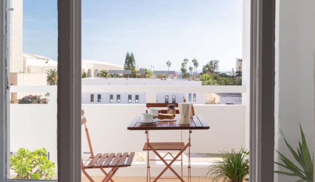 Bohemian-style apartment with parking space in city center