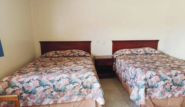 Budget-Friendly Pharr Stay with Free Wi-Fi & Easy Access to McAllen Airport in Pharr