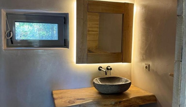 Cedar Wood Cabin