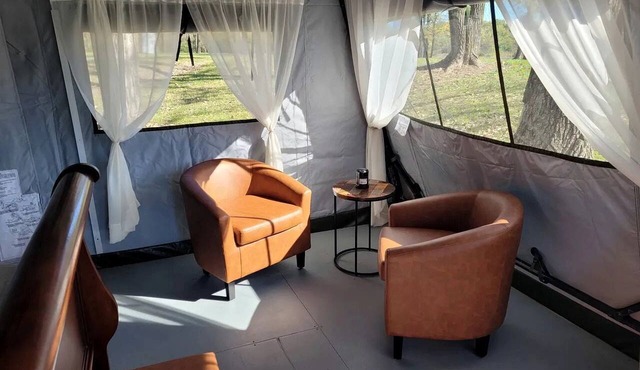 Charming and Pet Friendly Glamping Tent in Central Illinois, Perfect for a Weekend Escape in Nature in Ashmore