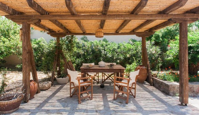 Cottage by the Sea in Vathy Methana