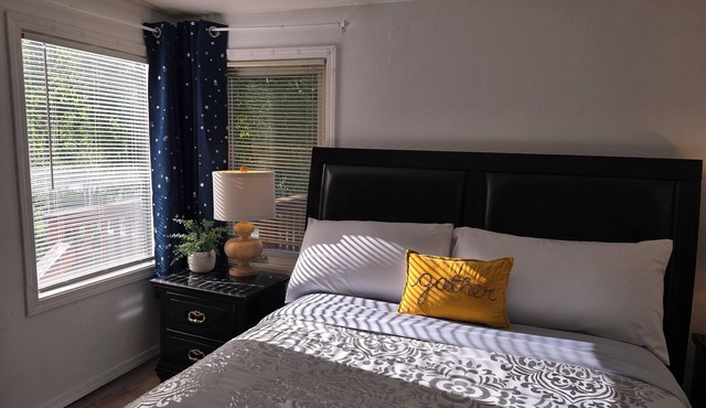 Cozy Oasis Suite in Anchorage