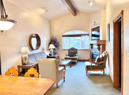Cozy Zermatt King Villa Near Park City Ski Resorts - 3072 in Midway