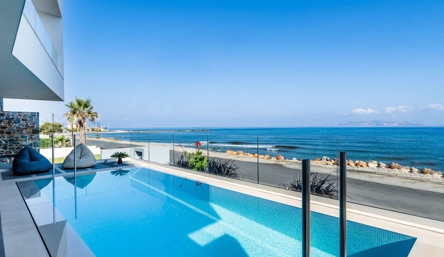 Dias Blaue Villa by Interhome