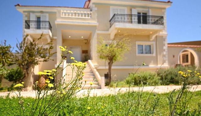 Dream Villa Skalani