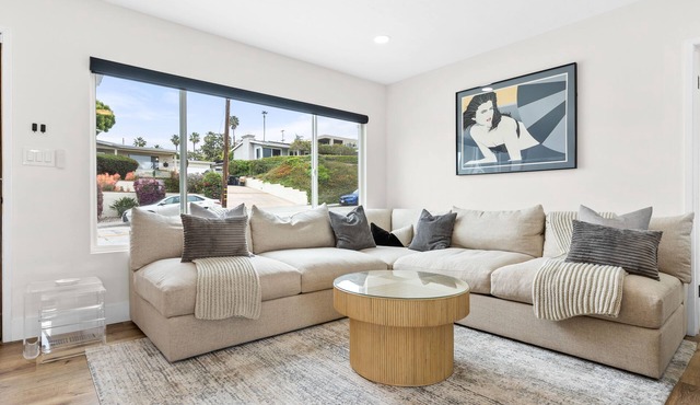 Easy Access to Everywhere in SD! Ocean View. Weekly and Monthly Discounts in San Diego