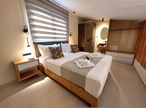 Elea Suites Adelianos Kampos