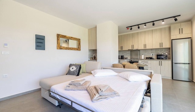 Enclave Luxury Apartments Zante Experience equiped with Jacuzzi,BBQ,GYM