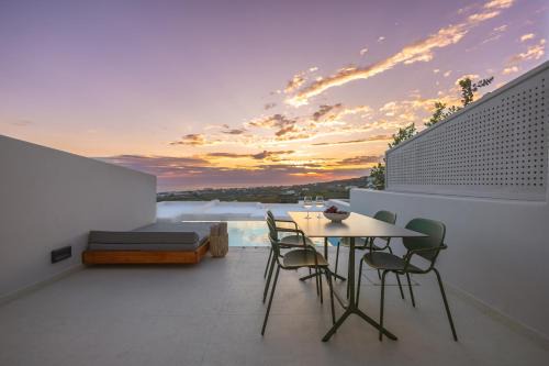 Evira Suites