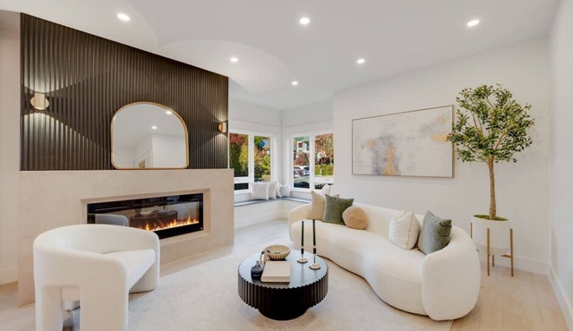 Fremont Luxury Residences | 6 Bedrooms, Sleeps 16 in Seattle