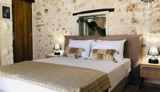 Gaia Luxury Room with private terrace